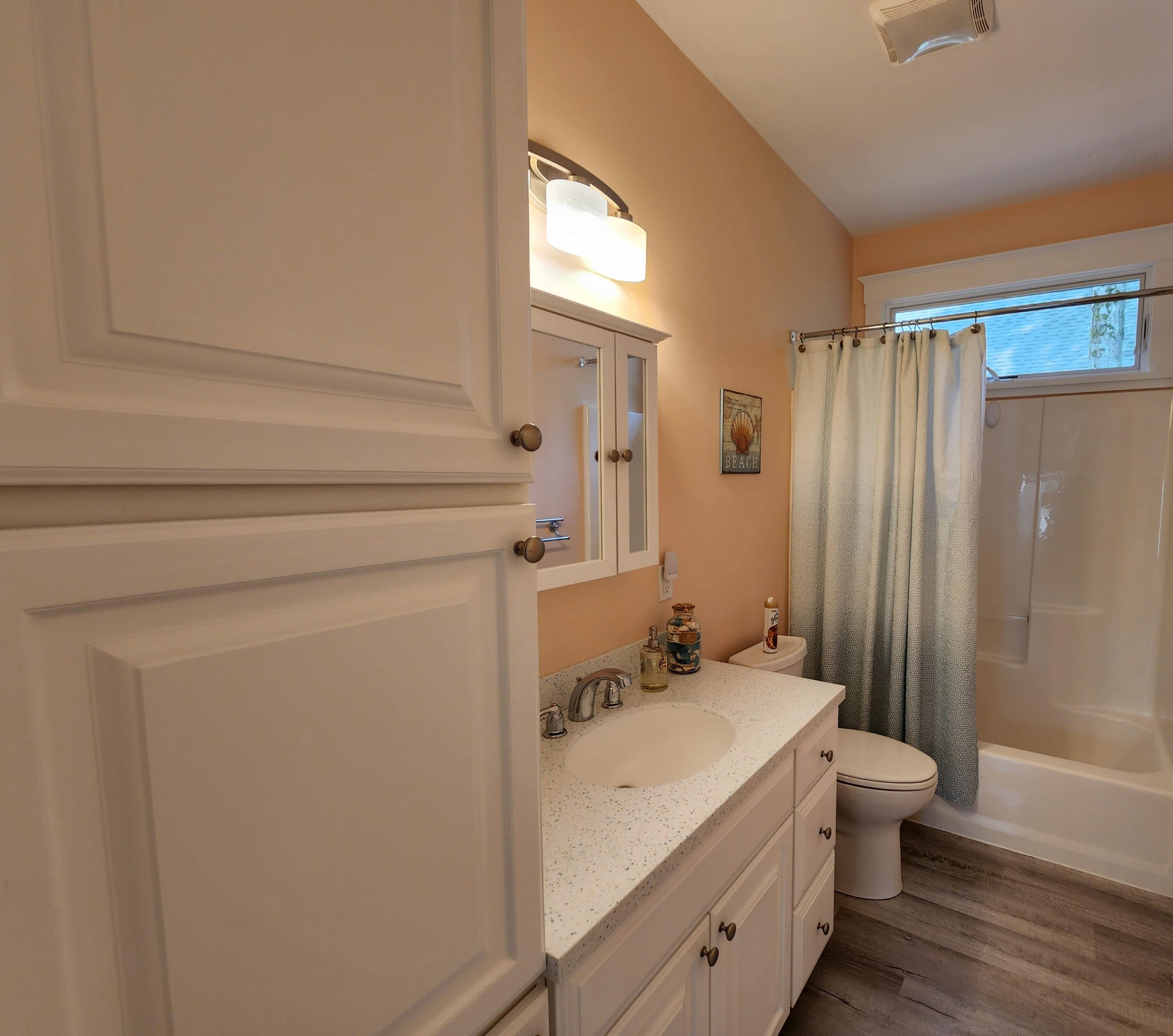 1 Old County Road, Unit 125 Wells, ME 04090 - Photo 9 of 28 Bthrm125