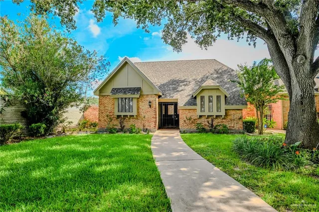 $462,500 | 201 West Pineridge Lane, McAllen, TX 78503