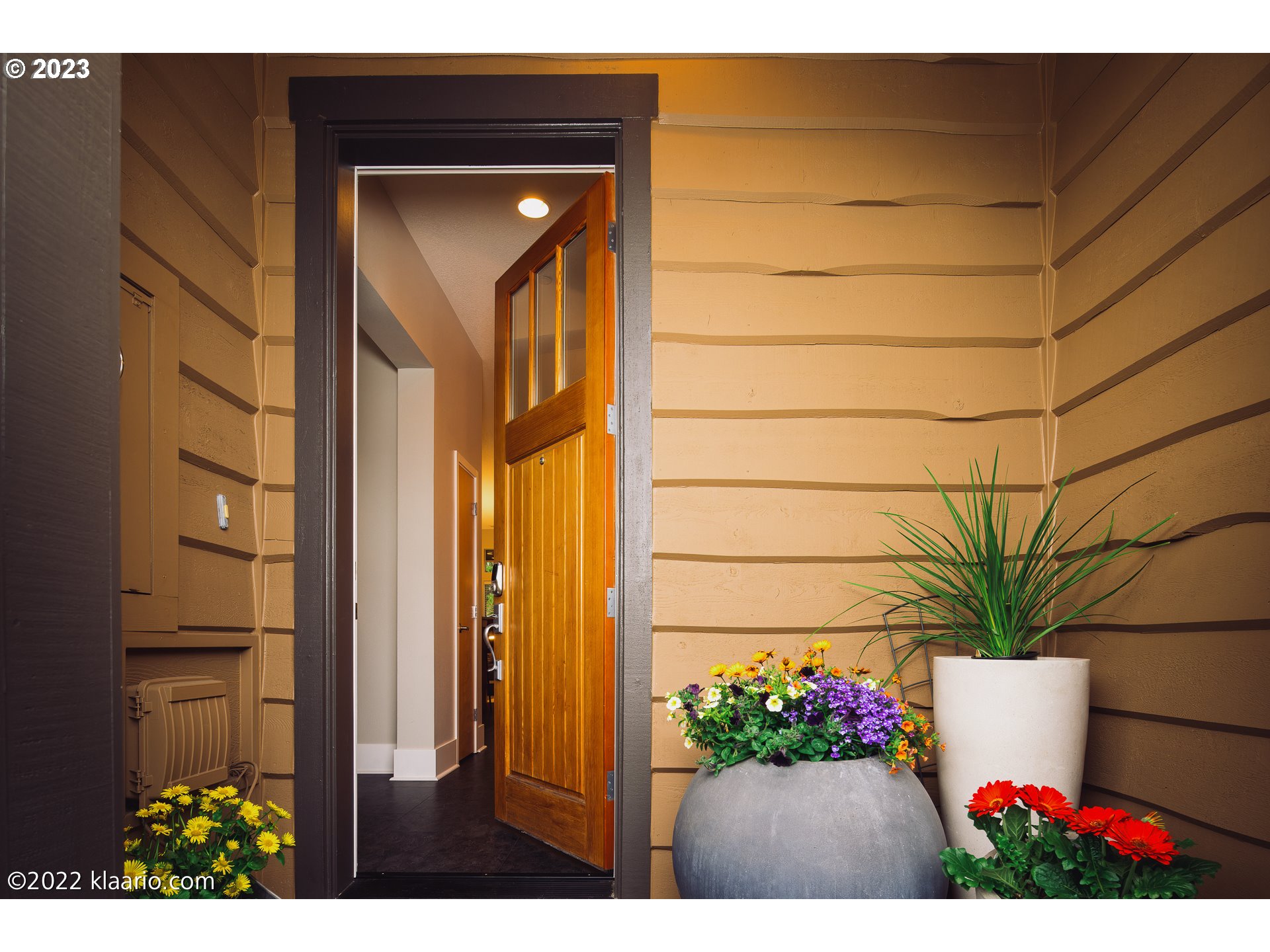 10184 Southwest Morrison Street Portland, OR 97225 - Photo 3 of 30 Gallery Image 3