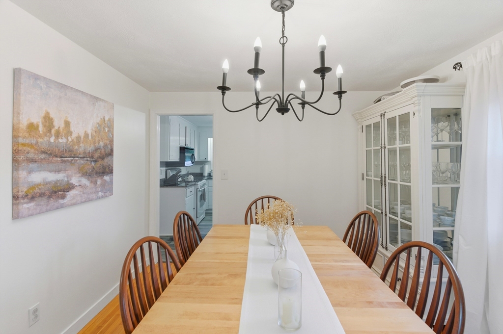 31 Allen Road Tewksbury, MA 01876 - Photo 9 of 35
