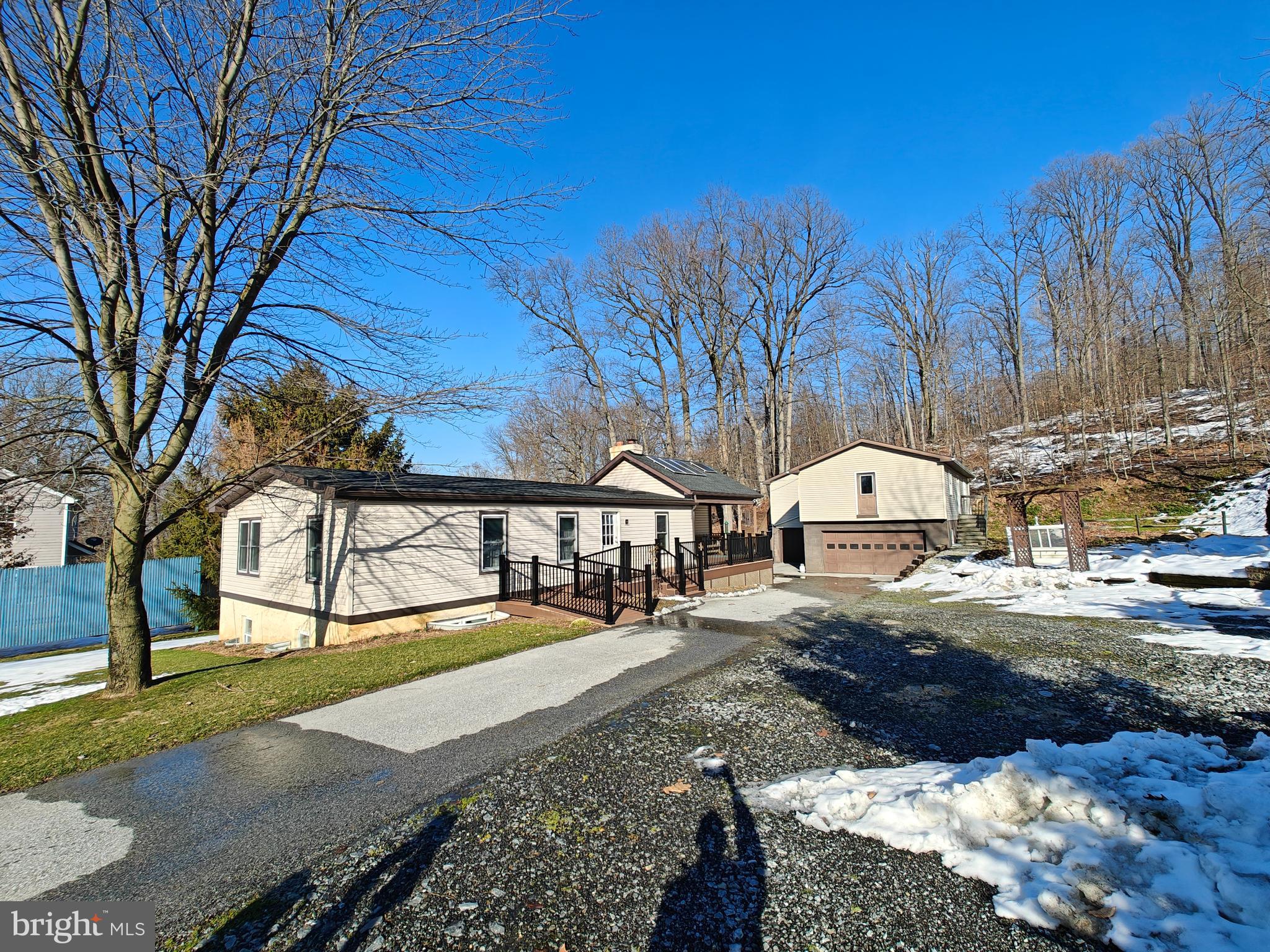 257 South Kinzer Road Paradise, PA 17562 - Photo 3 of 35