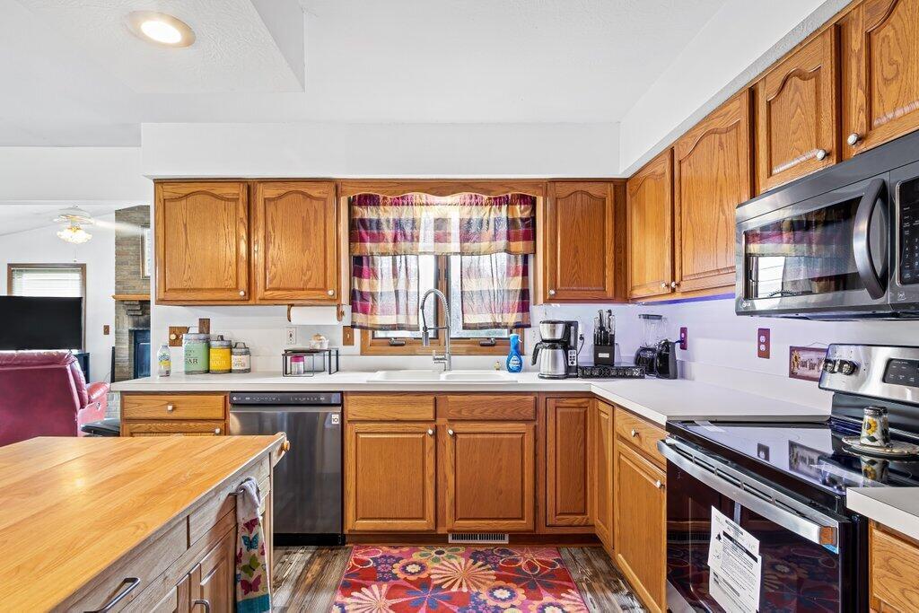 5500 Clover Valley Road Johnstown, OH 43031 - Photo 13 of 48 Kitchen