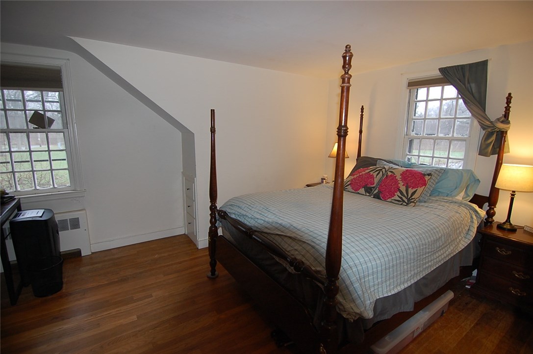 103 Walnut Road Barrington, RI 02806 - Photo 13 of 24 Gallery Image 13
