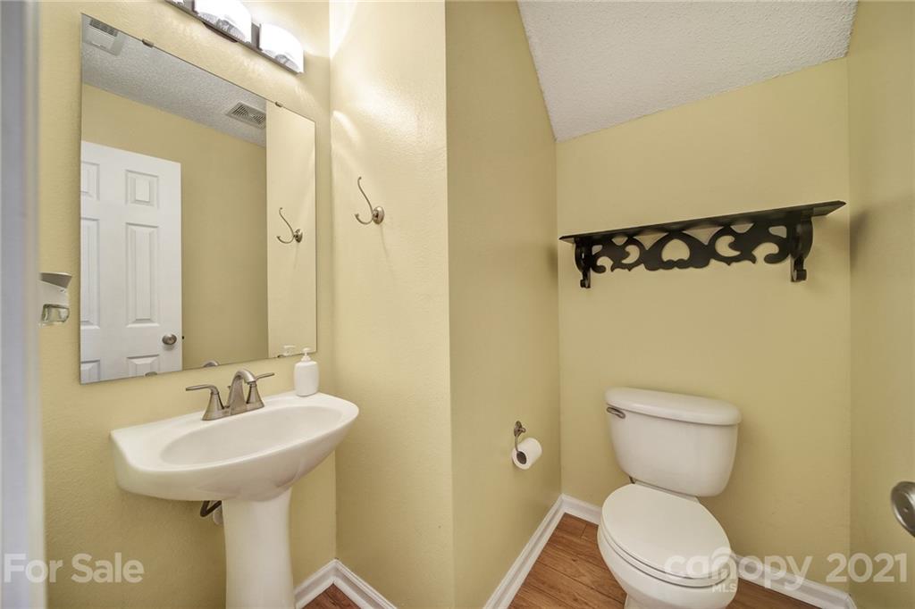 1713 Grove Tree Lane Clover, SC 29710 - Photo 15 of 37 Gallery Image 15