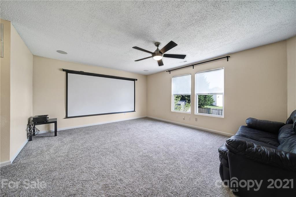 1713 Grove Tree Lane Clover, SC 29710 - Photo 17 of 37 Gallery Image 17