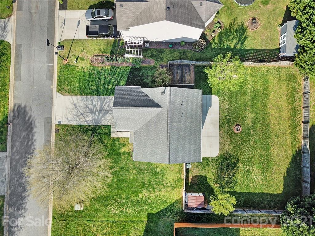 1713 Grove Tree Lane Clover, SC 29710 - Photo 35 of 37 Gallery Image 35