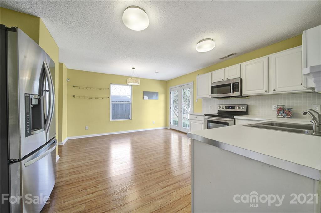 1713 Grove Tree Lane Clover, SC 29710 - Photo 10 of 37 Gallery Image 10