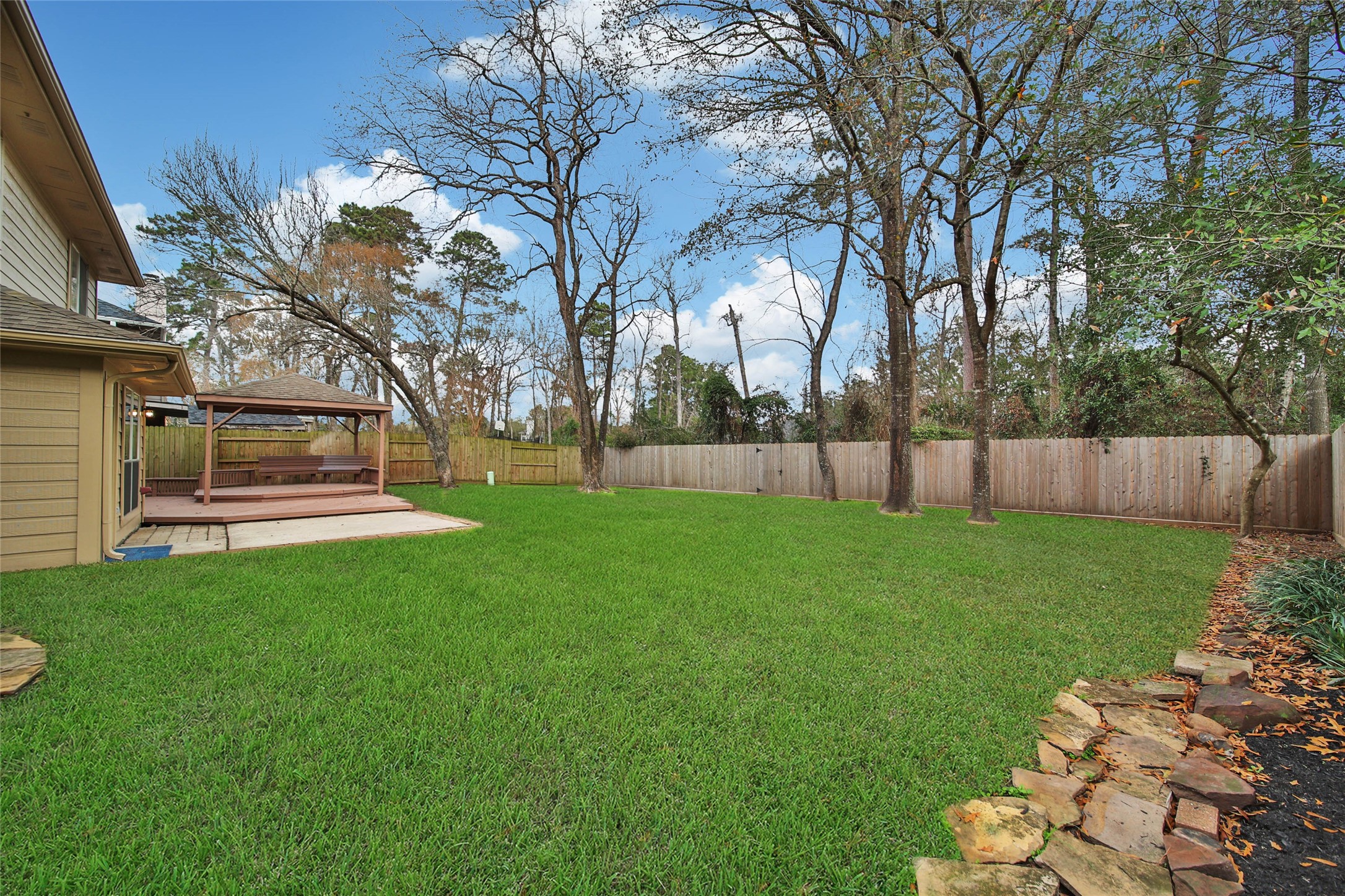 1427 Redwood Village Circle Spring, TX 77386 - Photo 5 of 43 a garden view