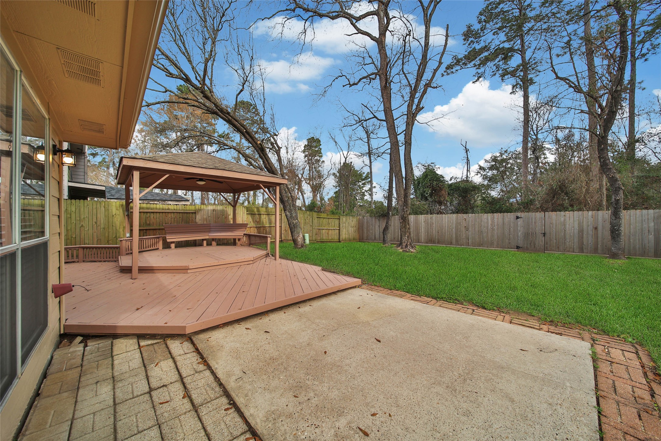 1427 Redwood Village Circle Spring, TX 77386 - Photo 9 of 43 a view of outdoor space and yard