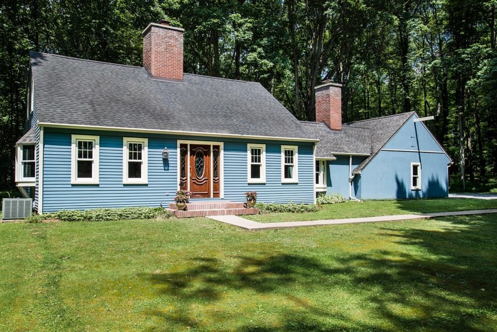 1461 East Cruikshank Road Valencia, PA 16059 - Photo 1 of 25