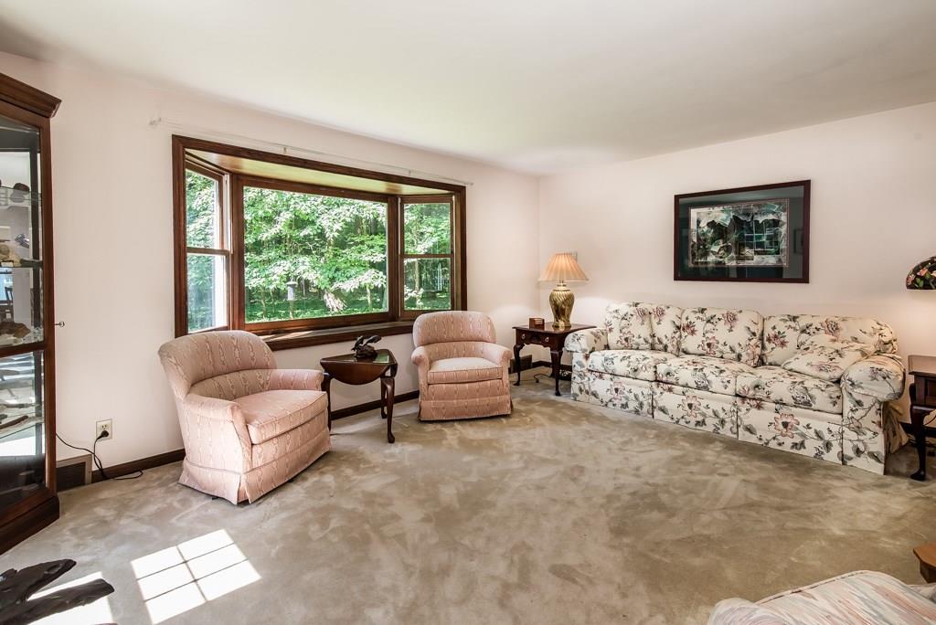1461 East Cruikshank Road Valencia, PA 16059 - Photo 6 of 25