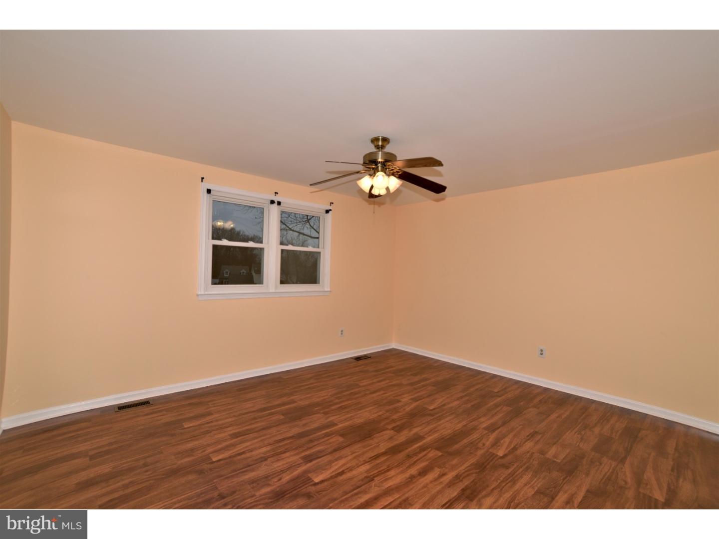 416 Welsford Road Fairless Hills, PA 19030 - Photo 19 of 25 Gallery Image 19