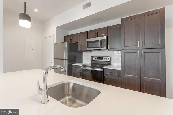 $3,095 | 507 South 8th Street, Unit 309, Philadelphia, PA 19147