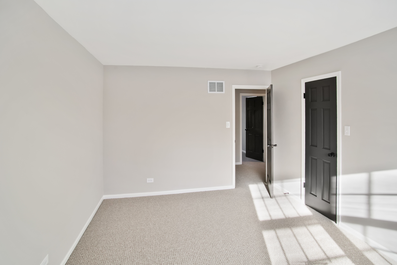 3451 Ithaca Road Olympia Fields, IL 60461 - Photo 22 of 29 a view of an empty room