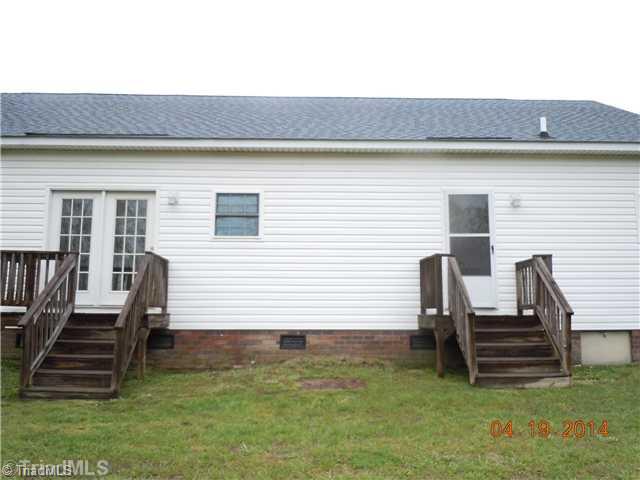 523 Motsinger Road Thomasville, NC 27360 - Photo 4 of 12 Exterior Back.
