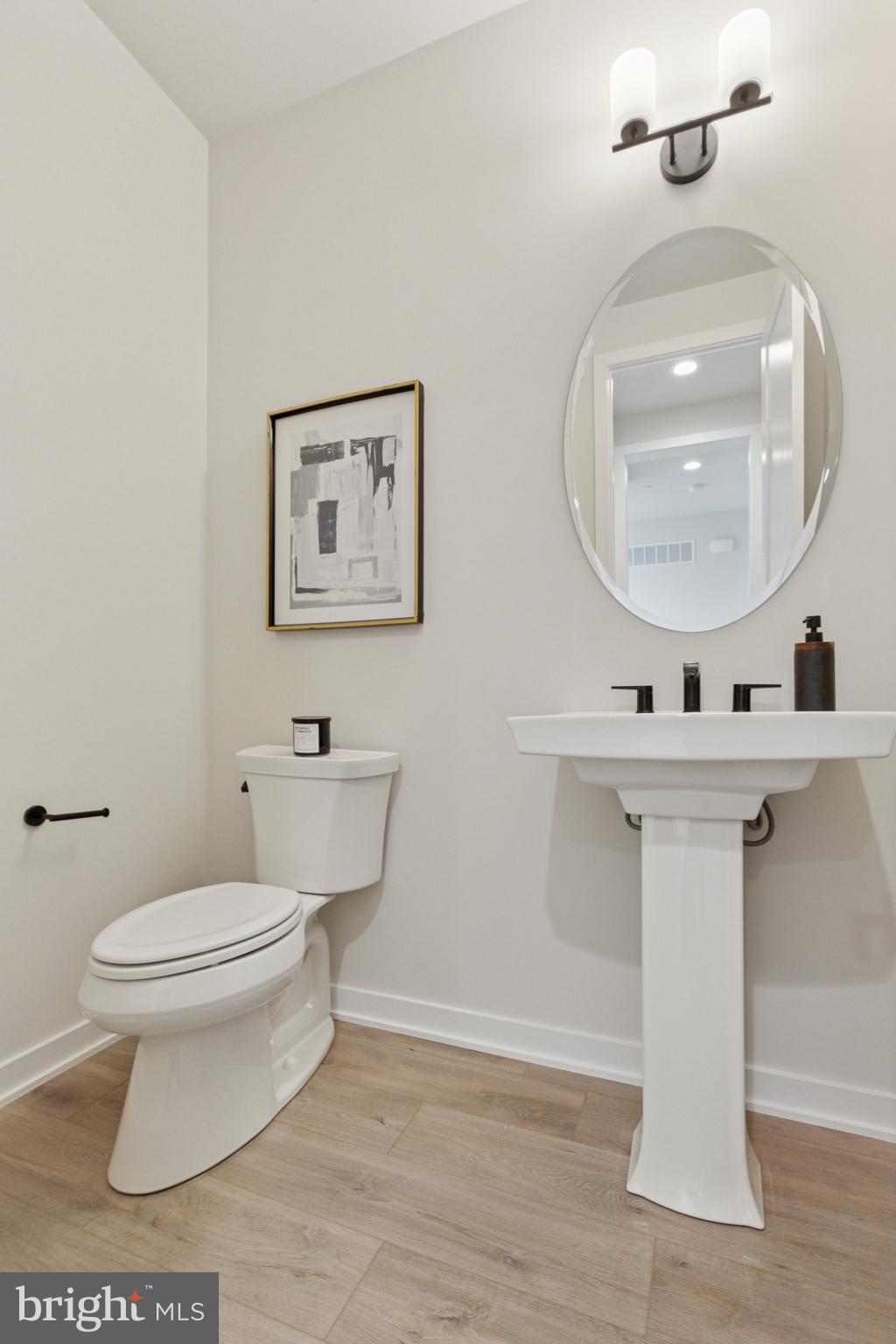 8 Alroy Road, Unit HOMESITE 109 Malvern, PA 19355 - Photo 8 of 14 Model home for representation