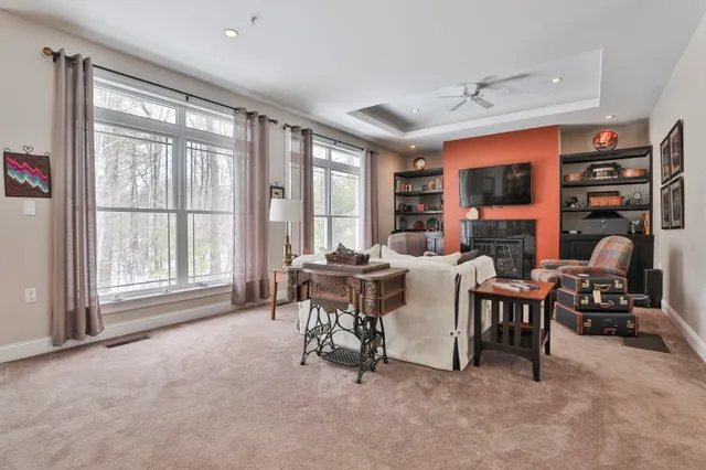 $949,000 | 391 Turner Way, Laconia, NH 03246