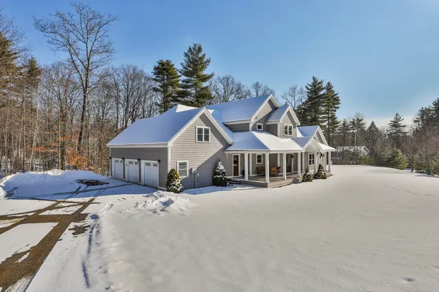 $949,000 | 391 Turner Way, Laconia, NH 03246
