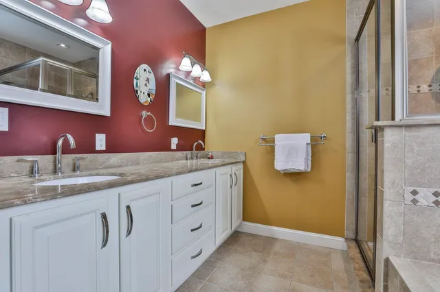 $949,000 | 391 Turner Way, Laconia, NH 03246