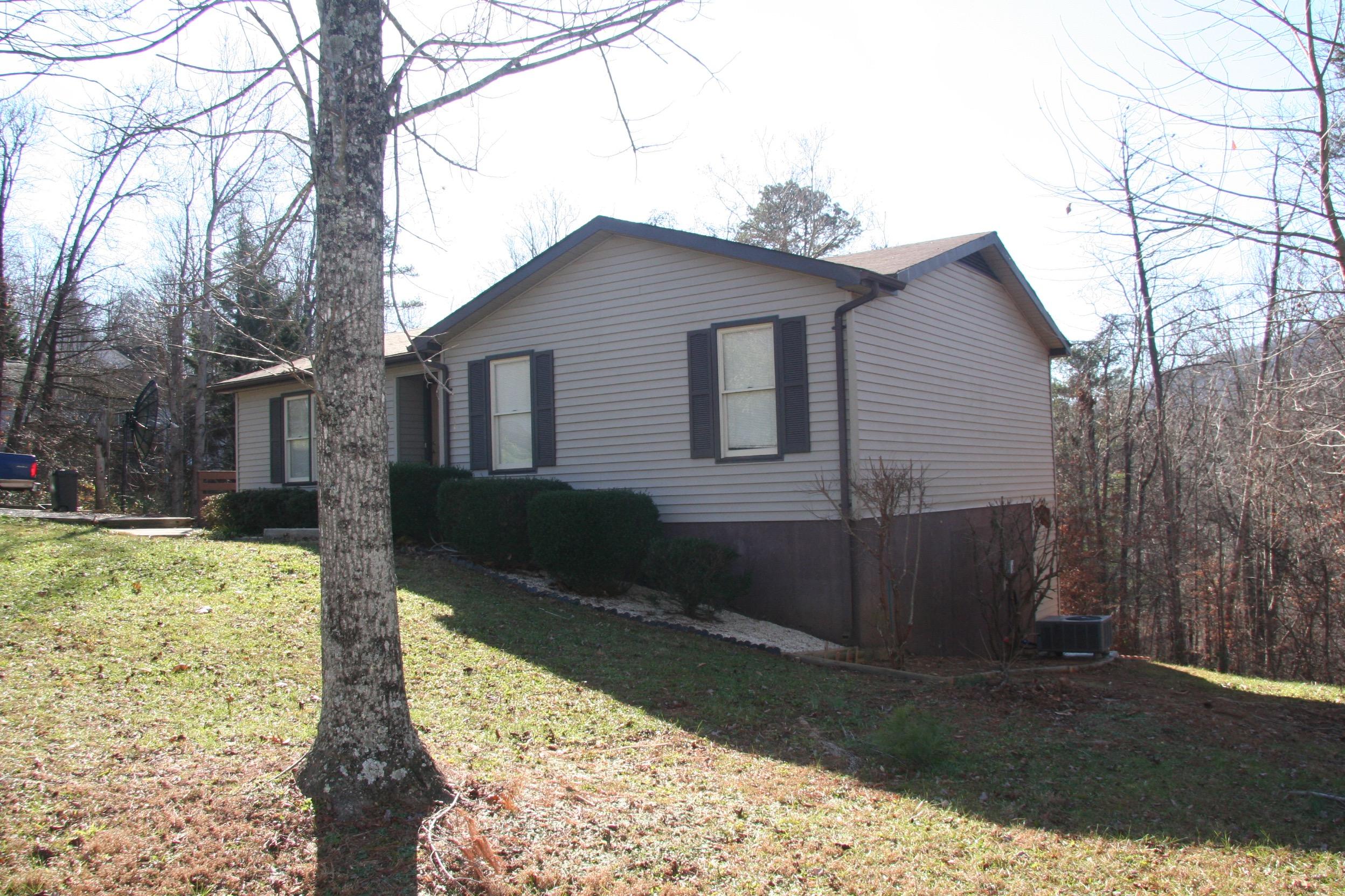 1191 Misty Ridge Lane Montvale, VA 24122 - Photo 17 of 18 front