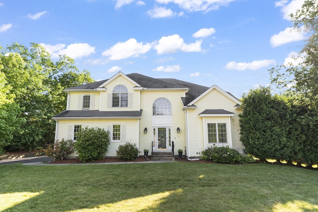 7 Muir Way Marlborough, MA 01752 - Photo 1 of 41
