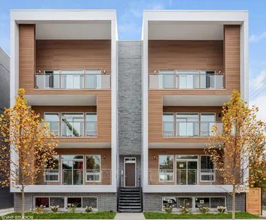 $749,900 | 731 West 17th Street, Unit 1E, Chicago, IL 60616