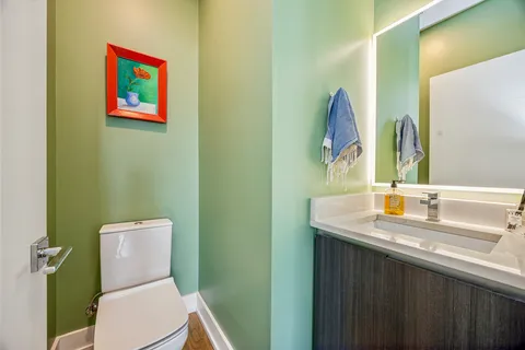 $749,900 | 731 West 17th Street, Unit 1E, Chicago, IL 60616