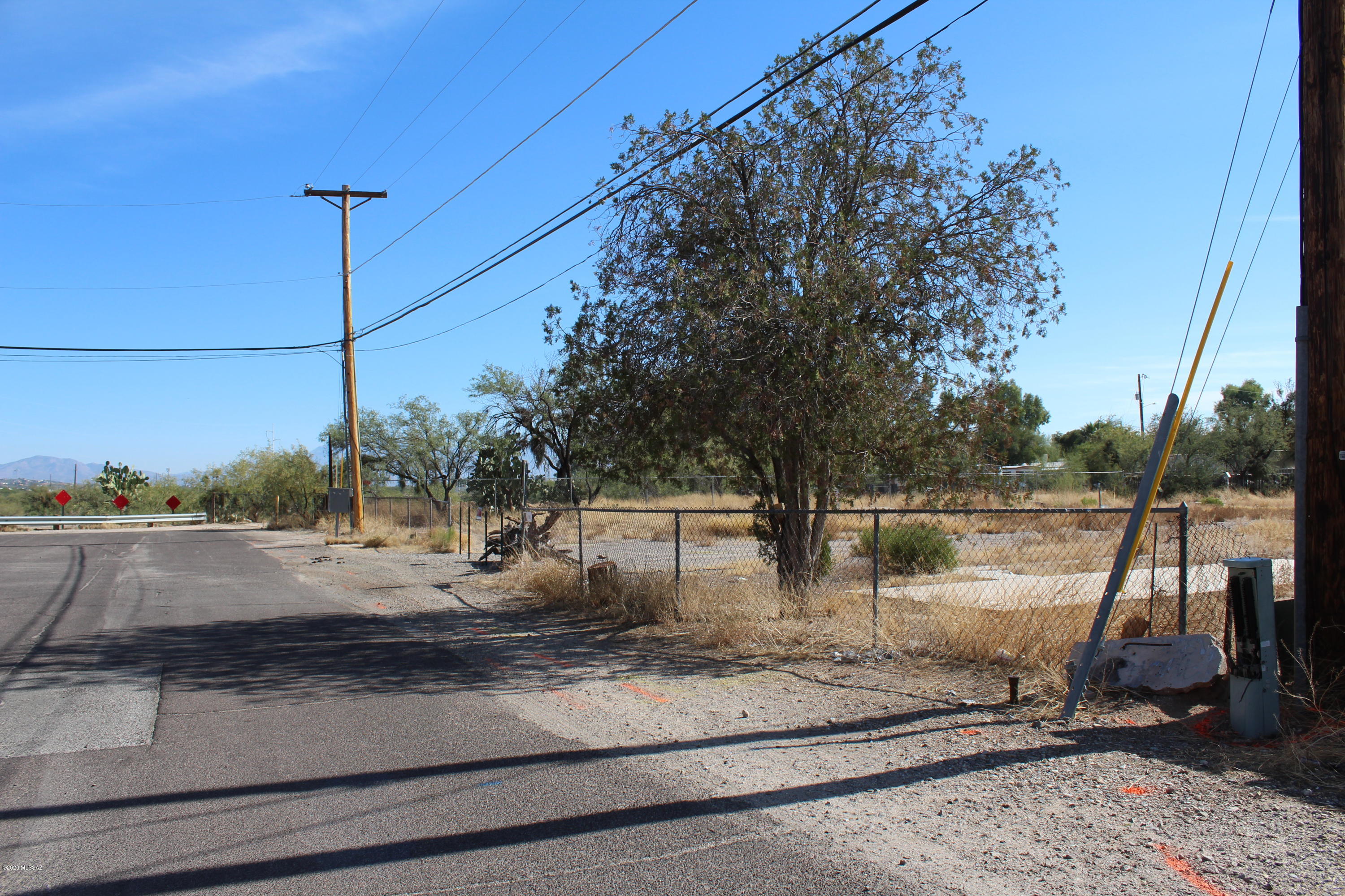 3138 East Prince Road Tucson, AZ 85716 - Photo 4 of 11 Gallery Image 4