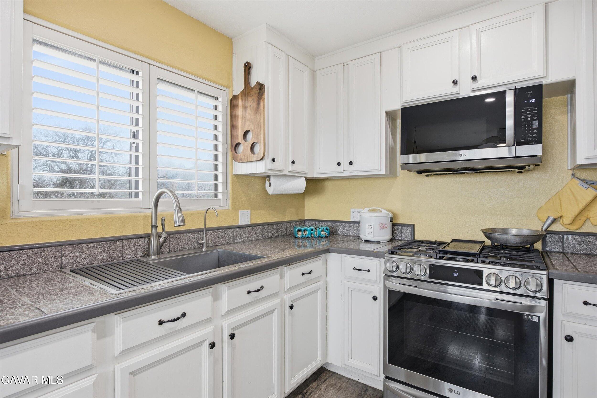 18271 Caparell Court Tehachapi, CA 93561 - Photo 27 of 61 27-Illuminate Photography - 18271 Capar