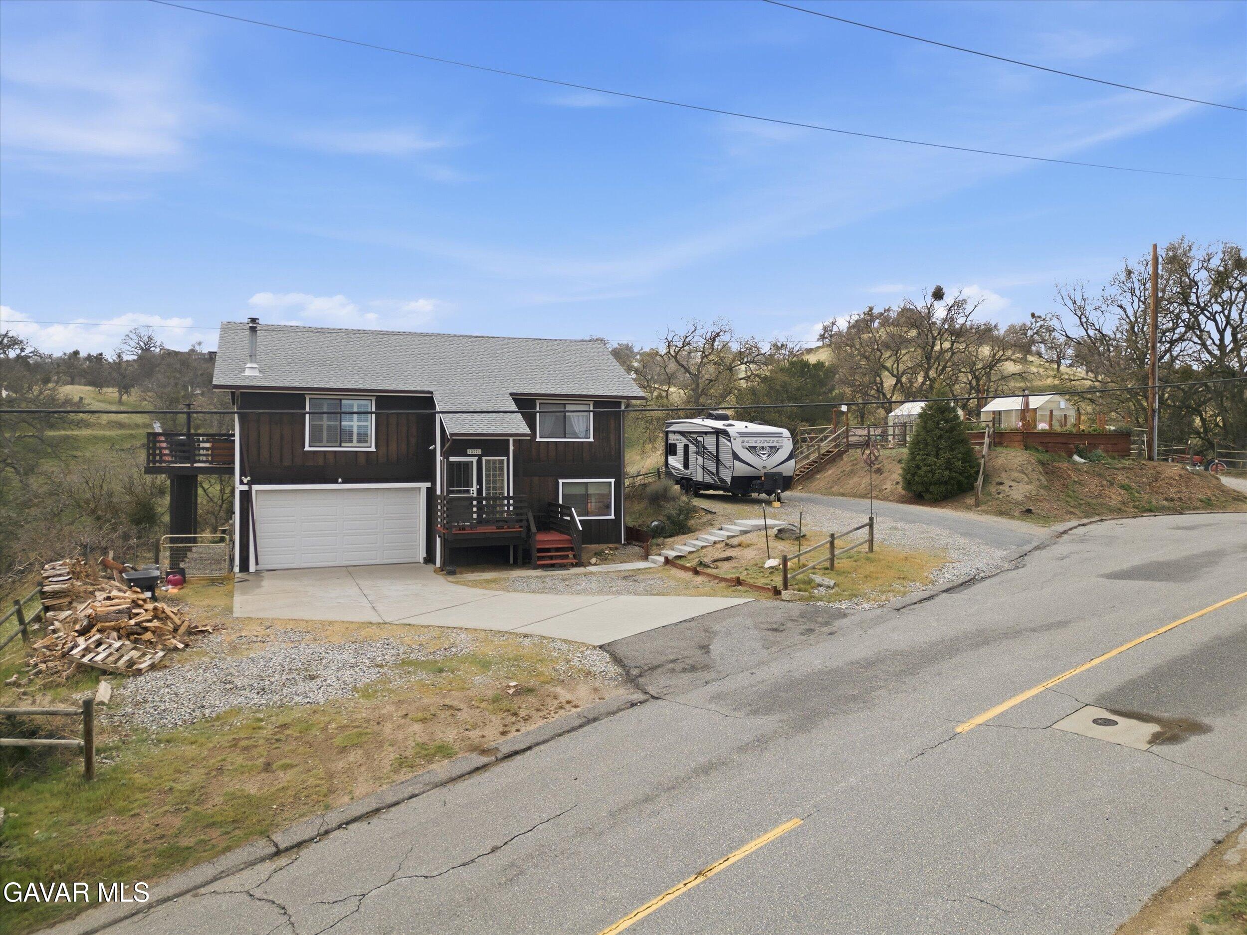 18271 Caparell Court Tehachapi, CA 93561 - Photo 3 of 61 03-Illuminate Photography - 18271 Capar