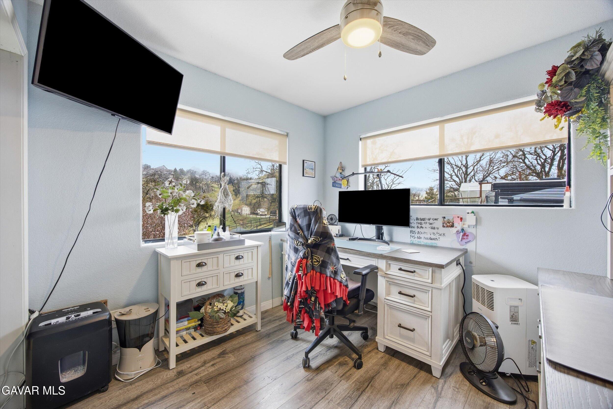 18271 Caparell Court Tehachapi, CA 93561 - Photo 36 of 61 36-Illuminate Photography - 18271 Capar