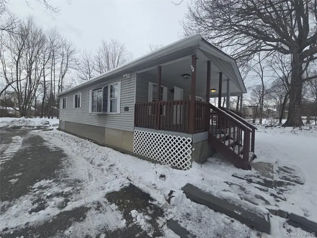 $2,200 | 329 County Rte 17, Pine Bush, NY 12566
