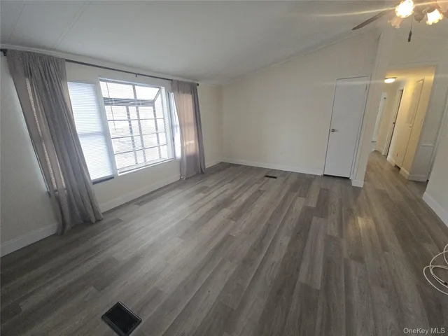 $2,200 | 329 County Rte 17, Pine Bush, NY 12566