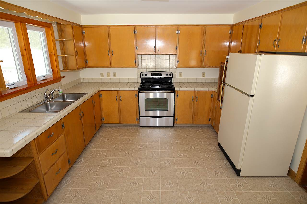 193 Kennard Road Manchester, NH 03104 - Photo 13 of 35