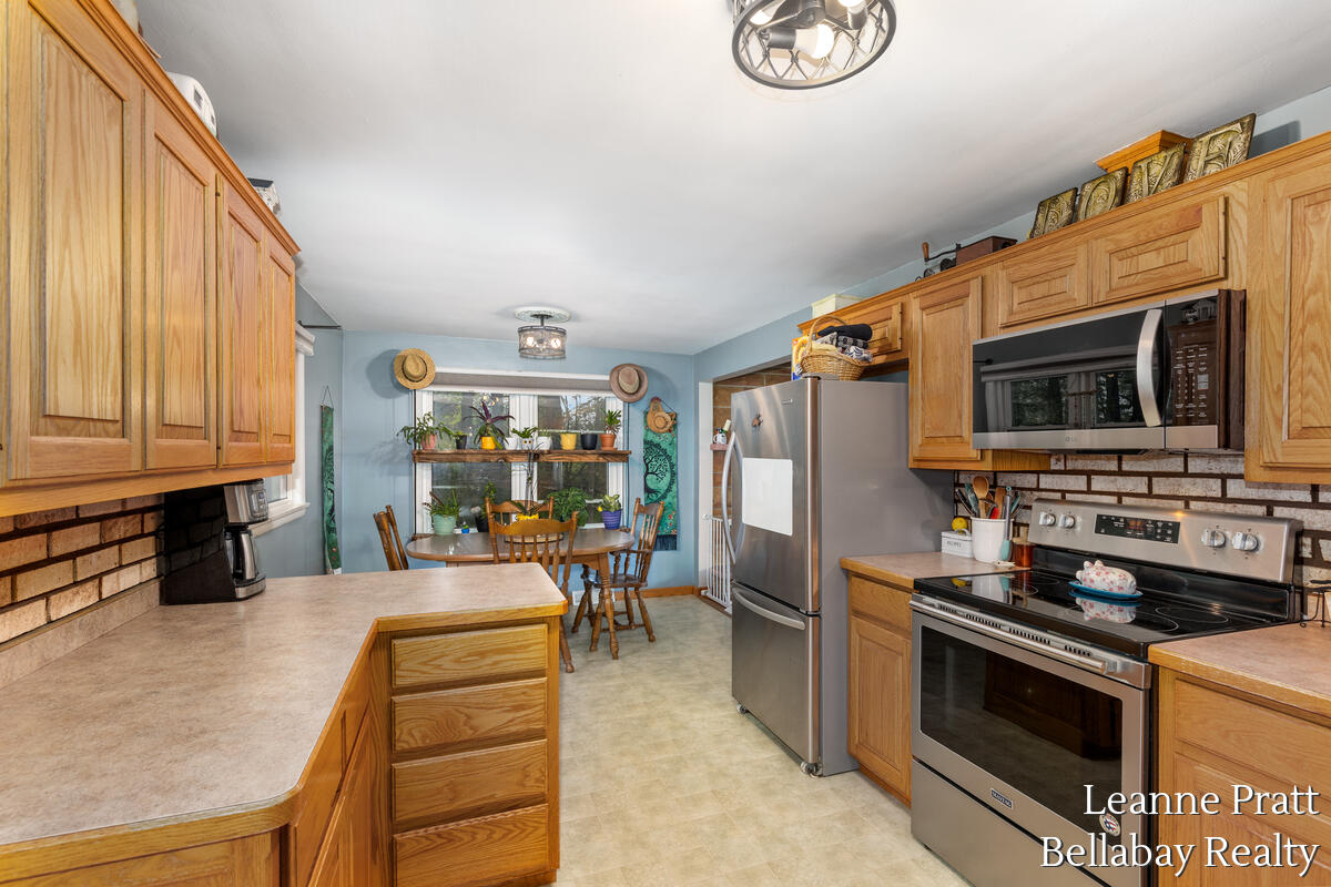 8500 Tasker Road Bellevue, MI 49021 - Photo 16 of 23 8500-Tasker_007