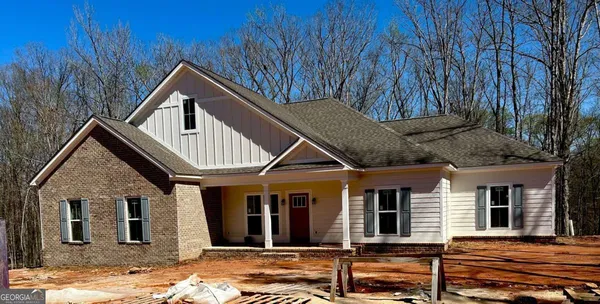 $438,900 | 183 Willow Lk Drive Northwest, Milledgeville, GA 31061