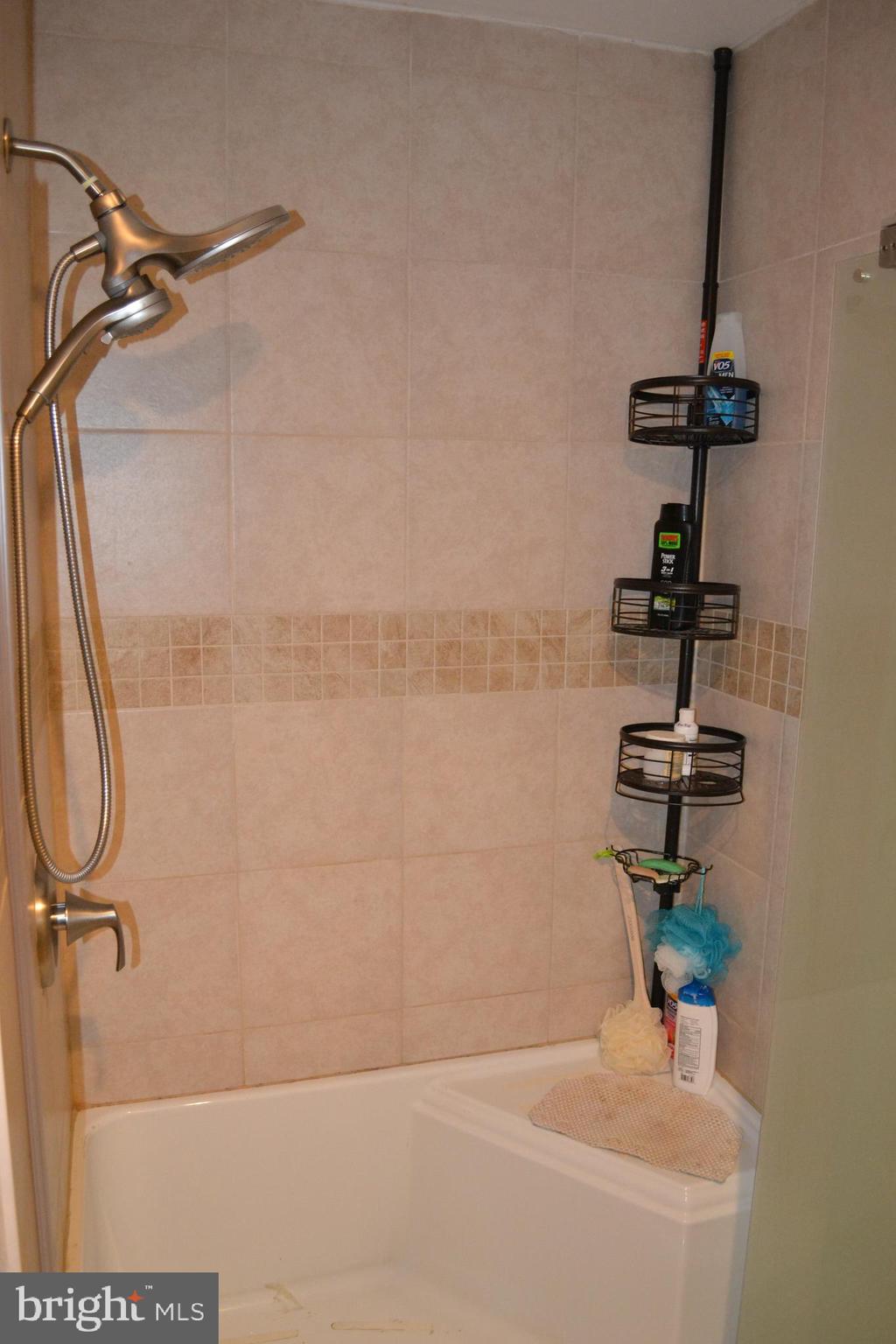 156 Brookside Boulevard Newark, DE 19713 - Photo 11 of 35