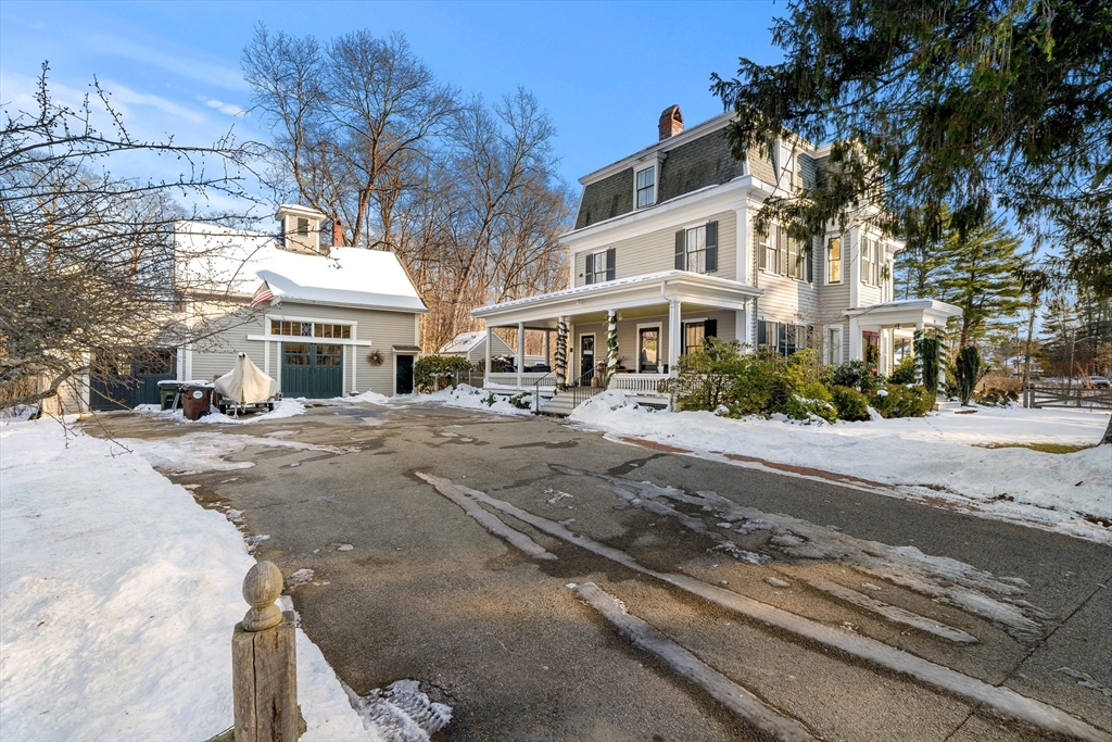 38 Main Street Newbury, MA 01922 - Photo 6 of 41