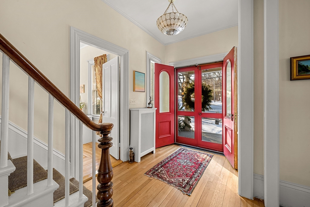 38 Main Street Newbury, MA 01922 - Photo 9 of 41
