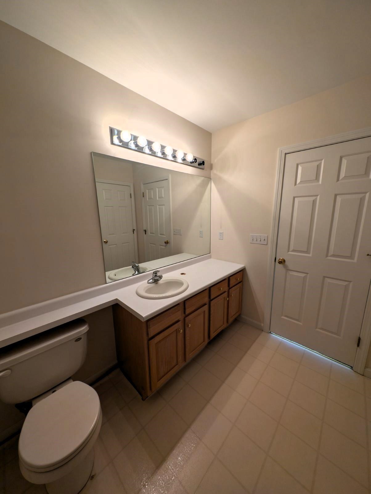 33 Augusta Way Dover, NH 03820 - Photo 37 of 50