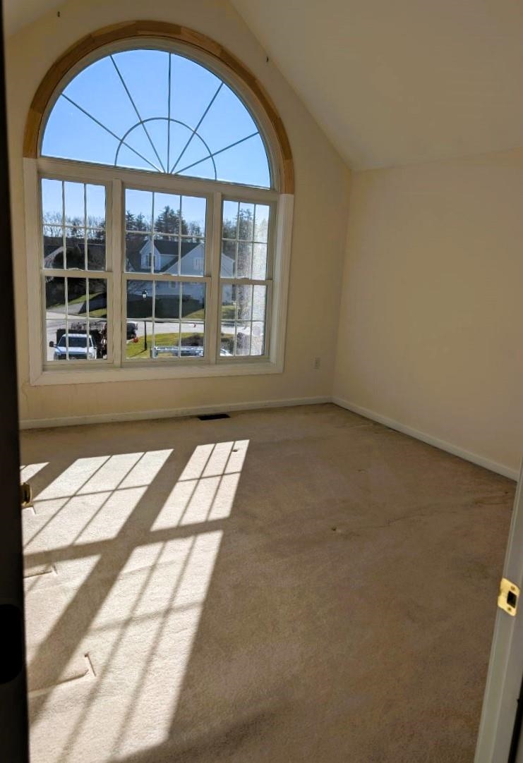 33 Augusta Way Dover, NH 03820 - Photo 41 of 50