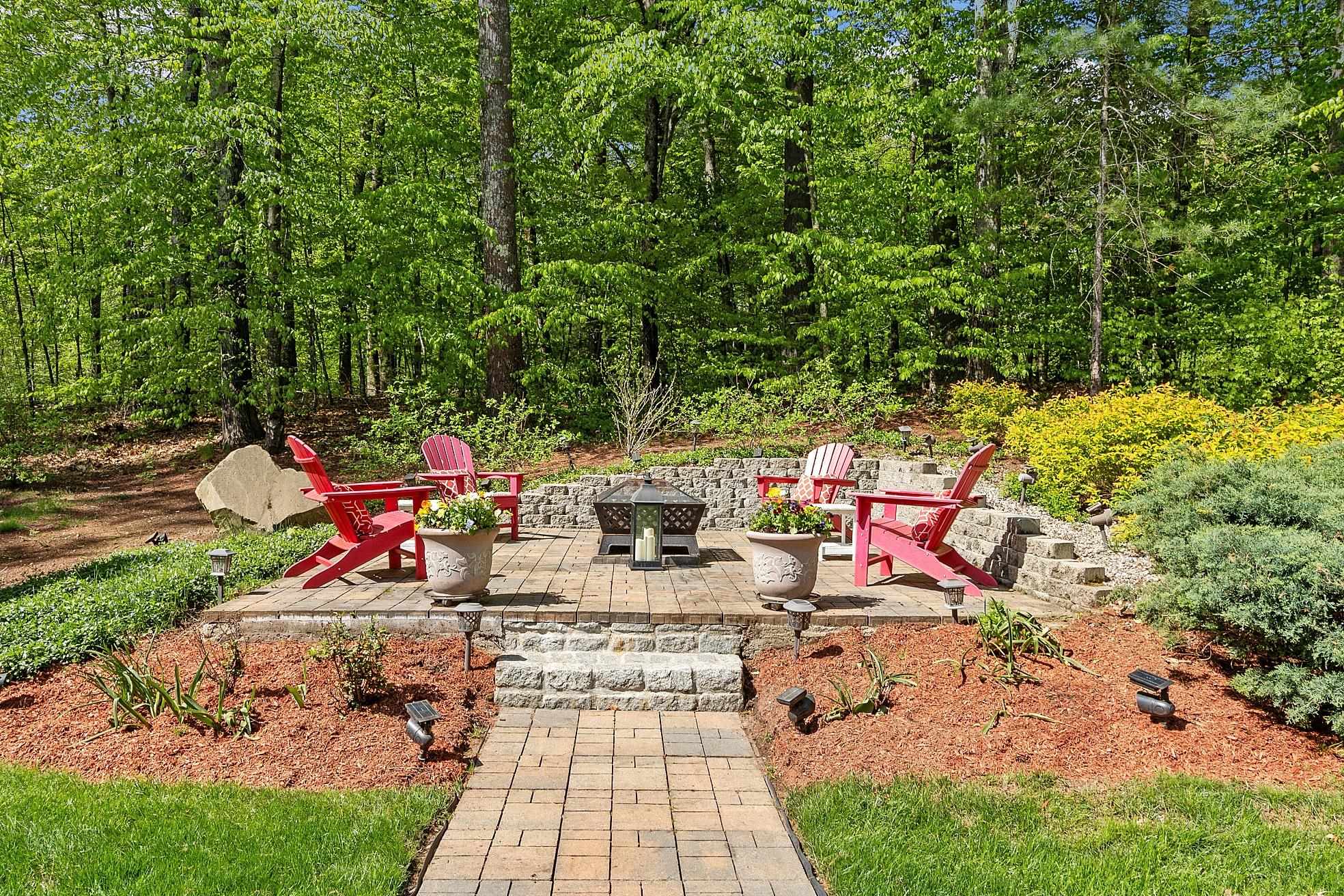 13 Kelly Lane Atkinson, NH 03811 - Photo 44 of 48 Gallery Image 44