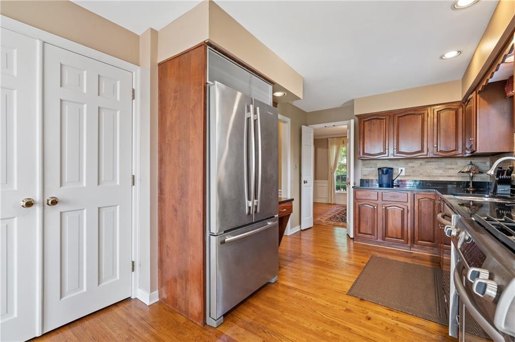 212 Sweet Gum Road Pittsburgh, PA 15238 - Photo 7 of 30 Gallery Image 7