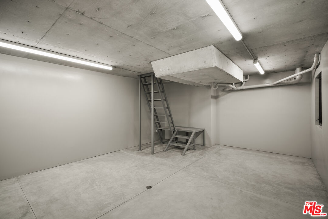 775 San Rafael Terrace Pasadena, CA 91105 - Photo 36 of 56