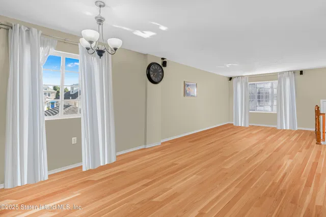 $710,000 | 23 Deirdre Court | Concord