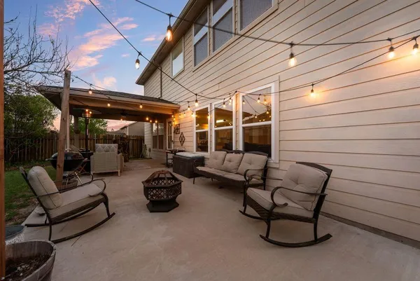 a building outdoor space with patio furniture