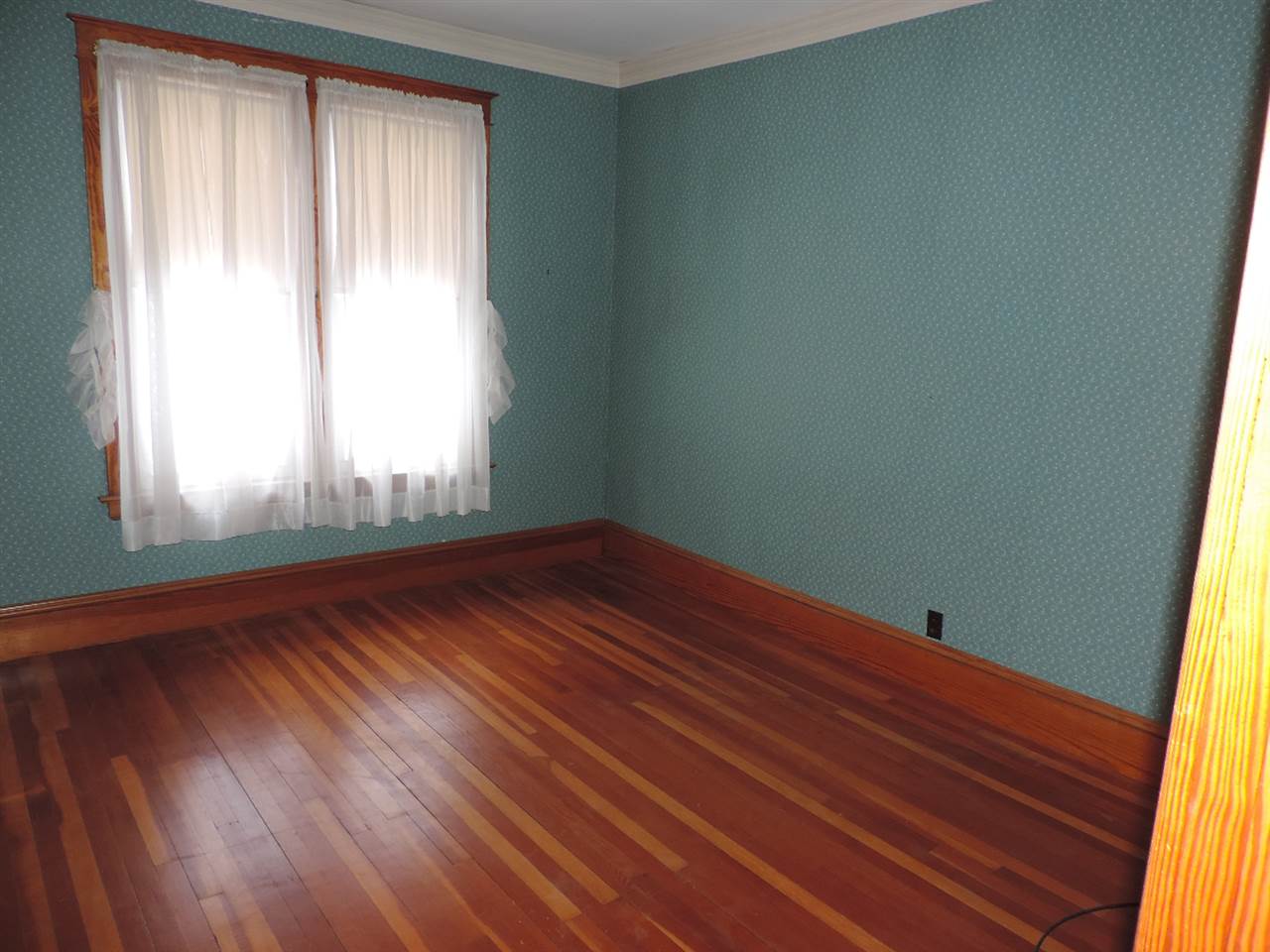 38-48 3rd Street Newport, VT 05855 - Photo 8 of 27