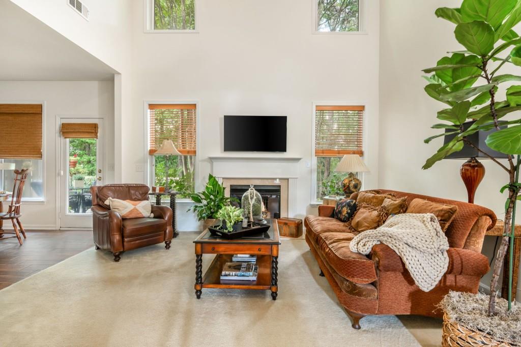 13974 Sunfish Bend Alpharetta, GA 30004 - Photo 9 of 55