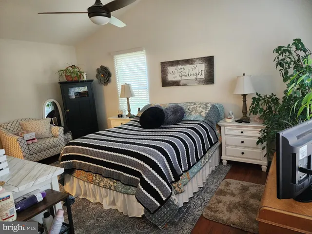 $340,000 | 132 Mowat Circle, Hamilton, NJ 08690