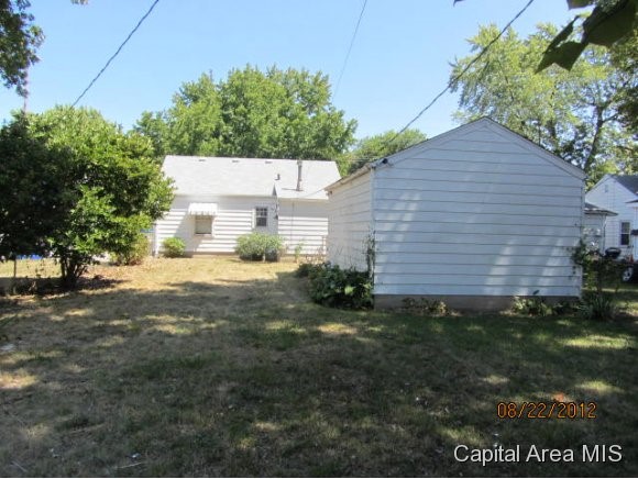 2339 South 1st Street Springfield, IL 62704 - Photo 3 of 8 Gallery Image 3